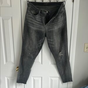 Lucky Brand Women's Black Washed Distressed Jeans